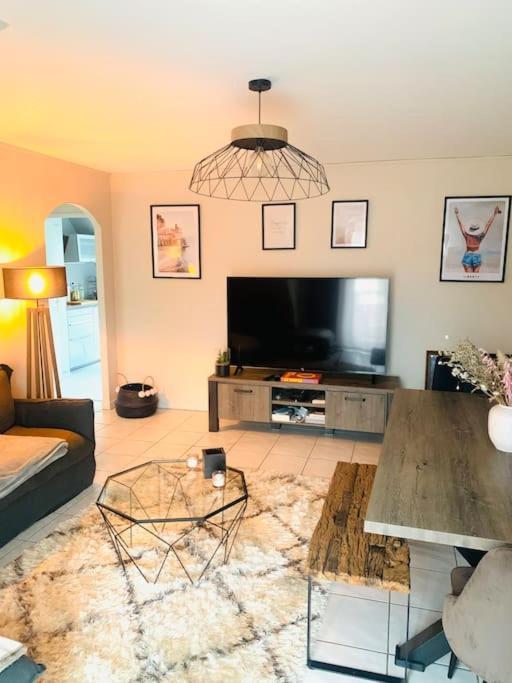 Charmant Appartement 2 Pieces Mundolsheim Eksteriør billede
